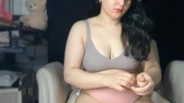 emalove-xh online show from 04-16-26, 01:28