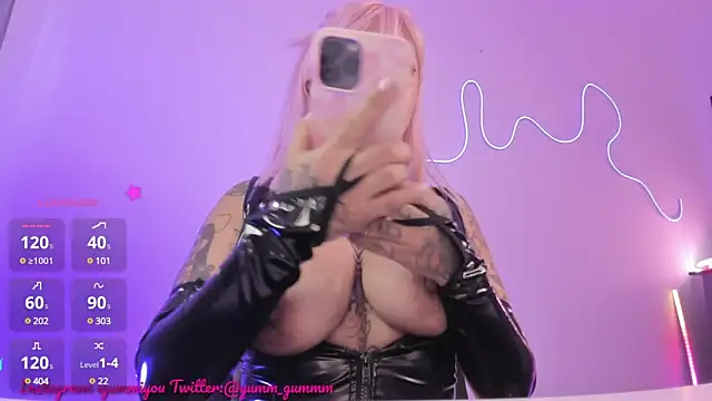 cute catlyn online show from 03-18-25, 05:12