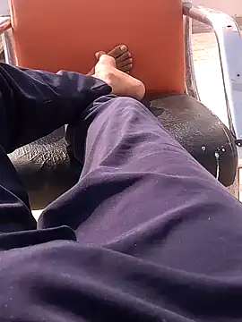 Snapshot of indianguy21 chatting on 12-22-24, 07:22 indianguy21 online show from 12-22-24, 07:22