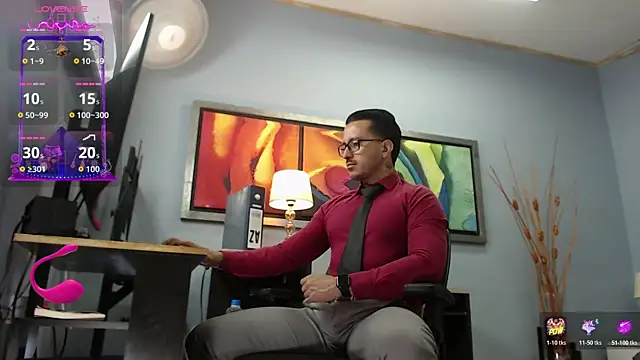 Snapshot of randyluke chatting on 06-26-26, 06:36 randyluke online show from 06-26-26, 06:36