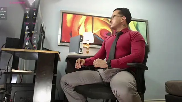 Snapshot of randyluke chatting on 02-24-26, 07:15 randyluke online show from 02-24-26, 07:15