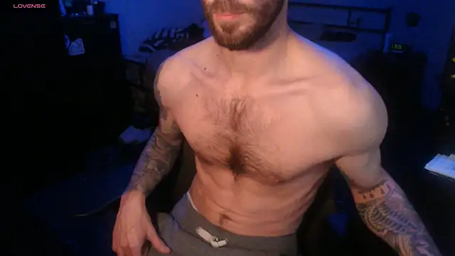 Snapshot of SexxxyLouis chatting on 11-02-25, 09:03 SexxxyLouis online show from 11-02-25, 09:03