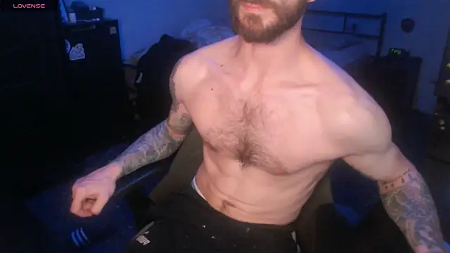 Snapshot of SexxxyLouis chatting on 10-02-25, 10:51 SexxxyLouis online show from 10-02-25, 10:51