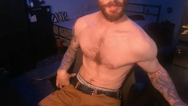 Snapshot of SexxxyLouis chatting on 09-17-25, 11:12 SexxxyLouis online show from 09-17-25, 11:12