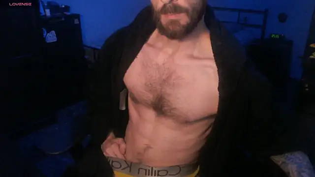 Snapshot of SexxxyLouis chatting on 10-08-25, 07:43 SexxxyLouis online show from 10-08-25, 07:43