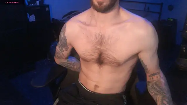 Snapshot of SexxxyLouis chatting on 11-04-25, 09:24 SexxxyLouis online show from 11-04-25, 09:24