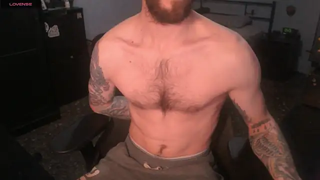 Snapshot of SexxxyLouis chatting on 11-27-25, 09:21 SexxxyLouis online show from 11-27-25, 09:21