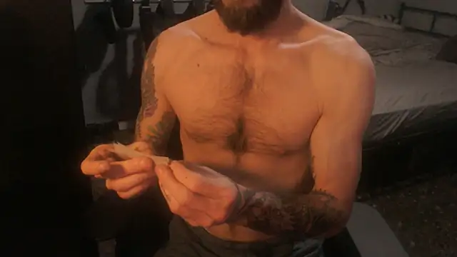 SexxxyLouis online show from 03-31-26, 07:27