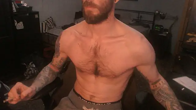 Snapshot of SexxxyLouis chatting on 02-21-26, 02:41 SexxxyLouis online show from 02-21-26, 02:41