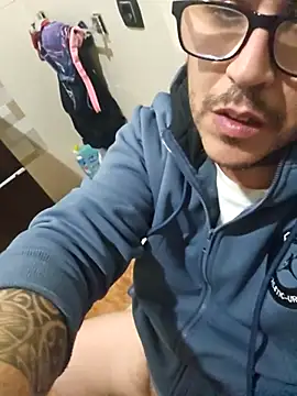 Alex3009 online show from 01-17-26, 01:09