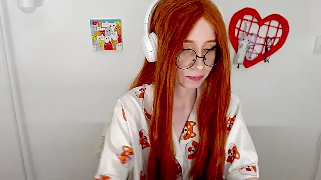  Hanna Moon  online show from 07-06-26, 01:07