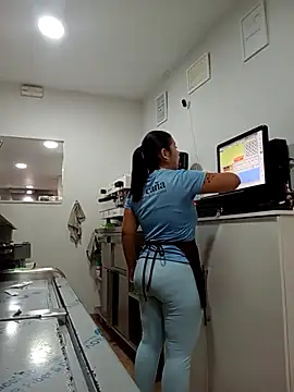 little susie online show from 10-27-25, 09:10