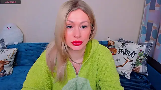 EllenMoore online show from 03-04-26, 03:03