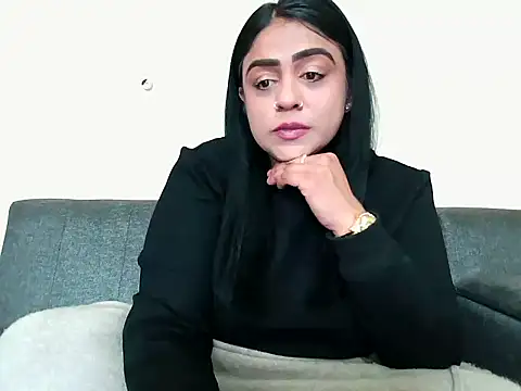 Snapshot of indianishkq7 chatting on 07-11-26, 01:22 indianishkq7 online show from 07-11-26, 01:22