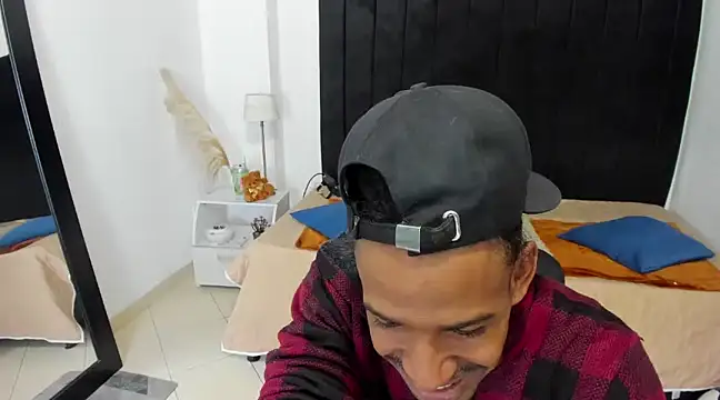 anhtony wayans online show from 02-19-25, 11:46