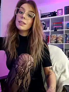 LilyOrion online show from 03-01-26, 01:49