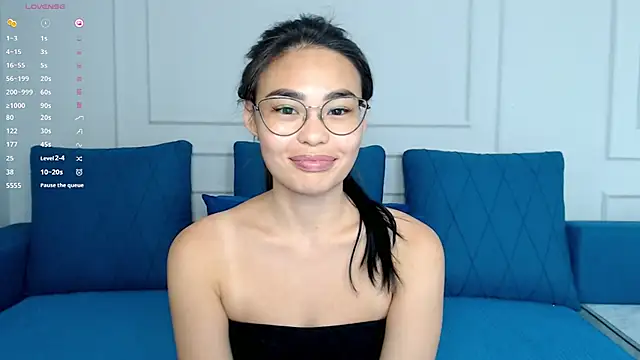 kwana colada online show from 10-05-25, 09:44