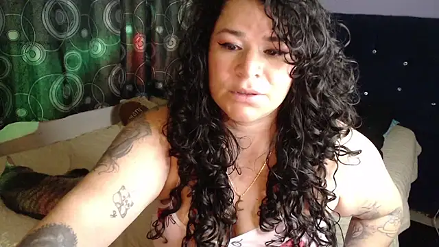 Snapshot of ANGELIQUE_KLANE chatting on 05-08-26, 04:22 ANGELIQUE KLANE online show from 05-08-26, 04:22