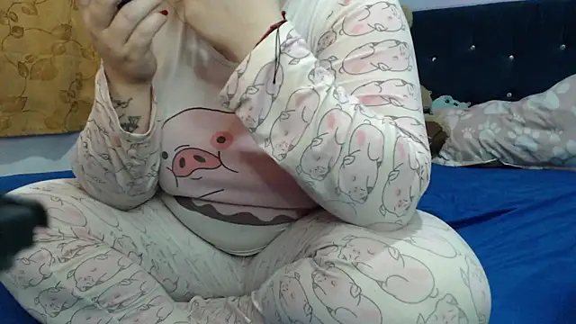 ANGELIQUE KLANE online show from 01-18-26, 09:29