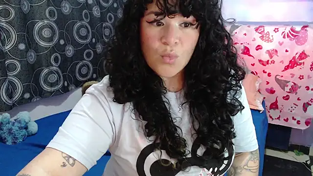 ANGELIQUE KLANE online show from 02-15-26, 04:17