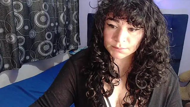 Snapshot of ANGELIQUE_KLANE chatting on 07-01-26, 02:50 ANGELIQUE KLANE online show from 07-01-26, 02:50