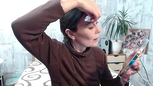 GinaQSoul online show from 10-04-25, 10:28