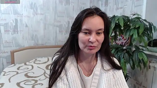 Snapshot of GinaQSoul chatting on 05-30-26, 04:45 GinaQSoul online show from 05-30-26, 04:45