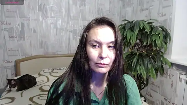 Snapshot of GinaQSoul chatting on 06-10-26, 10:00 GinaQSoul online show from 06-10-26, 10:00