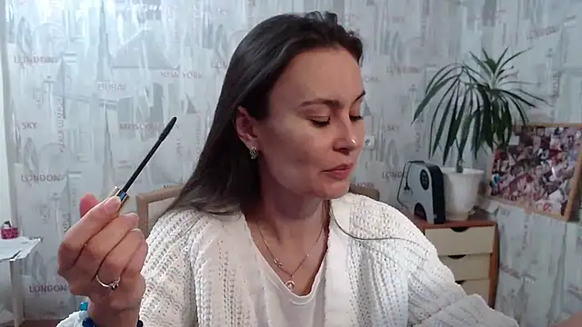 GinaQSoul online show from 09-16-25, 03:13