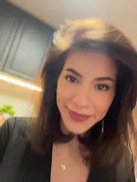 AlyonaX online show from 04-04-26, 06:25