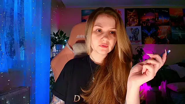 Snapshot of GoodWitch_ chatting on 12-16-25, 07:34 GoodWitch online show from 12-16-25, 07:34