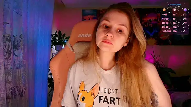 Snapshot of GoodWitch_ chatting on 12-02-25, 07:32 GoodWitch online show from 12-02-25, 07:32