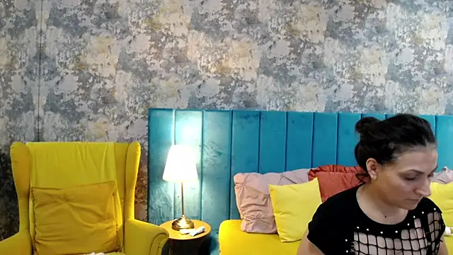 LisaCroft online show from 10-12-25, 10:05