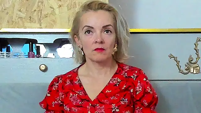 KateConner online show from 11-12-25, 06:45