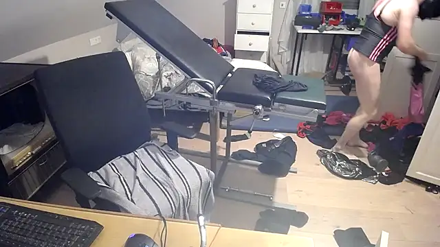 Kinkidani86 online show from 10-29-25, 07:02