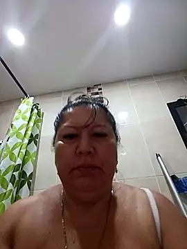 Brenda Berck  online show from 11-18-25, 11:46