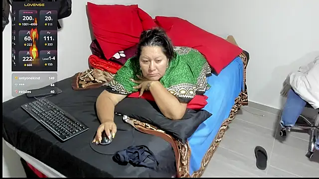 Brenda Berck  online show from 06-22-26, 02:06