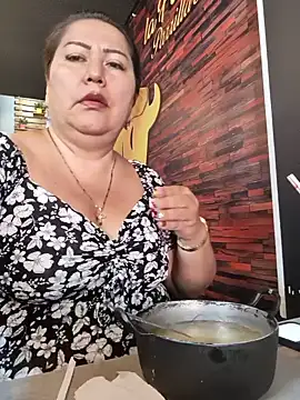 Brenda Berck  online show from 06-11-26, 02:58