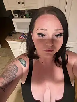 Kira tattoo online show from 06-24-26, 03:38
