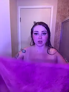 Kira tattoo online show from 10-12-25, 03:41