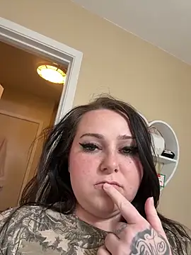 Kira tattoo online show from 02-21-26, 04:36