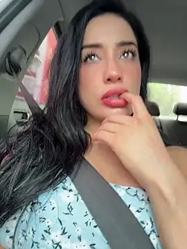 Snapshot of CATALINA_RESTREPO chatting on 04-30-26, 06:37 CATALINA RESTREPO online show from 04-30-26, 06:37