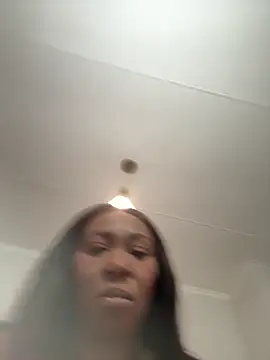 Bootyliciouse21X online show from 03-17-26, 05:21