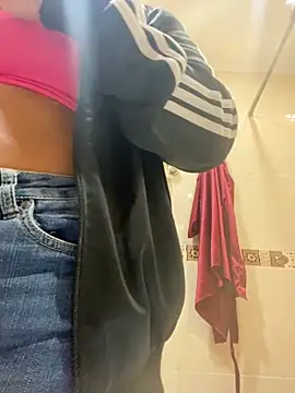 Fancyxlove online show from 10-22-25, 12:48