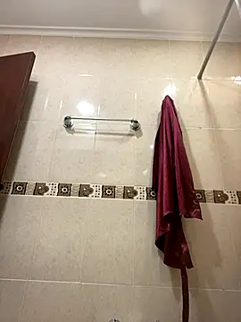 Fancyxlove online show from 10-25-25, 12:39