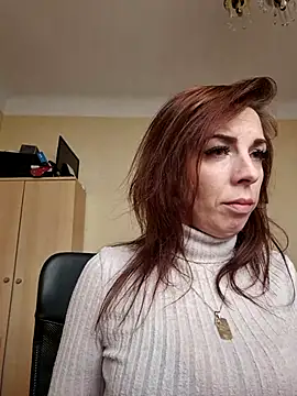 Snapshot of Almmaxxxx chatting on 03-03-25, 11:11 Almmaxxxx online show from 03-03-25, 11:11