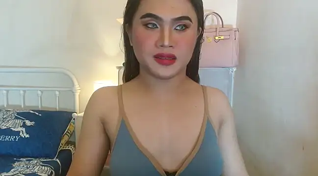 Snapshot of JustineBIGCUM chatting on 03-10-25, 08:17 JustineBIGCUM online show from 03-10-25, 08:17