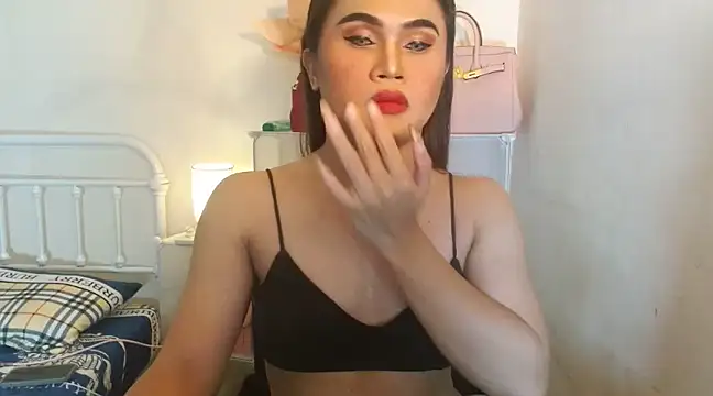 Snapshot of JustineBIGCUM chatting on 03-04-25, 10:24 JustineBIGCUM online show from 03-04-25, 10:24