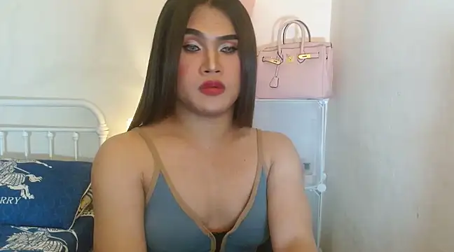Snapshot of JustineBIGCUM chatting on 03-10-25, 11:23 JustineBIGCUM online show from 03-10-25, 11:23
