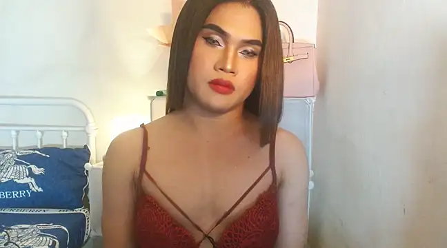 Snapshot of JustineBIGCUM chatting on 02-25-25, 01:43 JustineBIGCUM online show from 02-25-25, 01:43